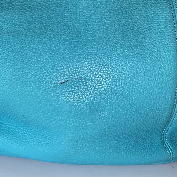 Baby Blue Micheal Kors Tote Bag - Picture 6 of 11